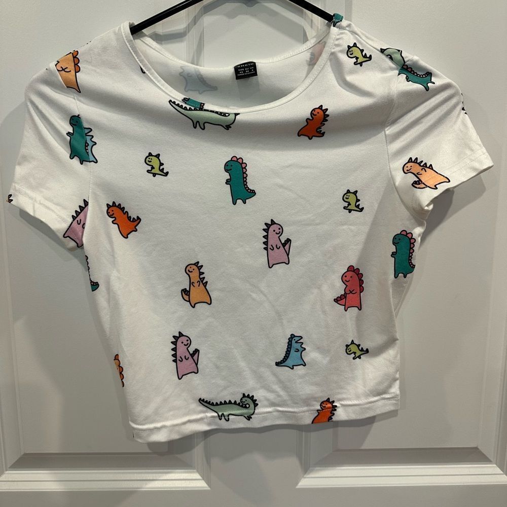 Shein XS dinosaur cropped top white
